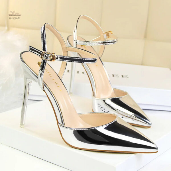Sandale Mode Femme Argentée, Élégante et Brillante