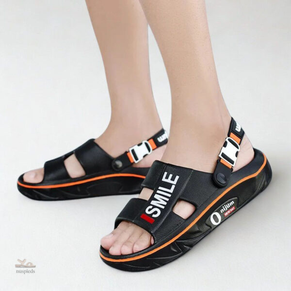 Sandale de massage pour apaiser les douleurs aux pieds