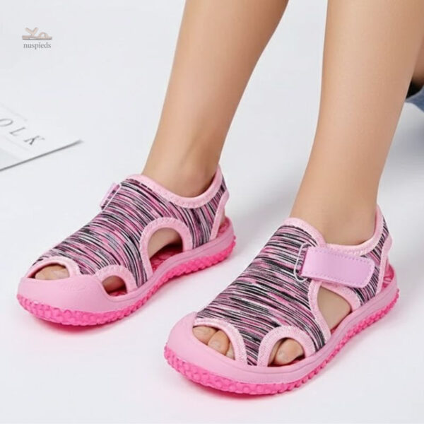 Sandale confortable pour enfant avec scratch