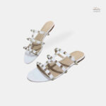 Sandale Femme Blanche Cloutée avec Mini Talon