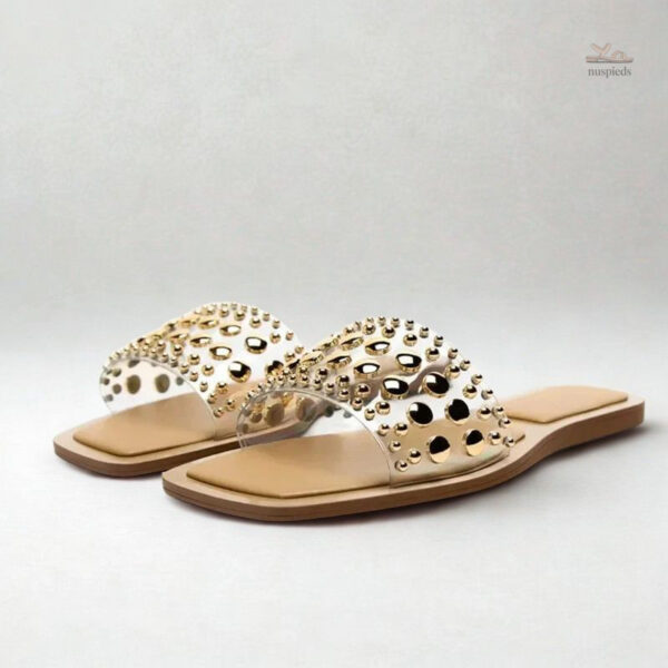 Sandale Femme Cloutée Beige Plate