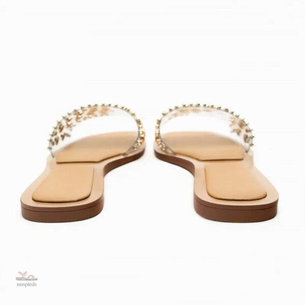 Sandale Beige Femme, Style Clouté et Plat