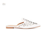 Cloutée et Élégante, Sandale Femme avec Mini Talon