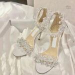 Lanières en forme de cristaux sur sandale femme chic pour mariage