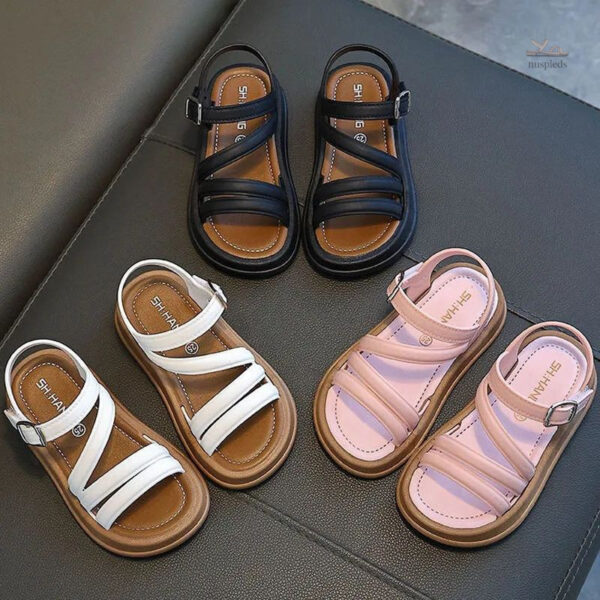 Sandales chic pour enfants, confort et style réunis
