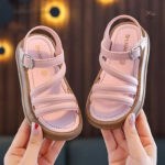 Sandales souples pour filles, parfaites pour les sorties