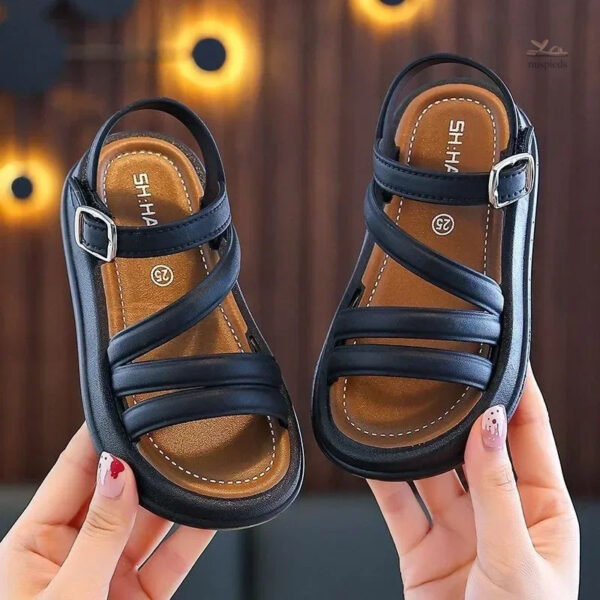 Sandales confortables pour filles, alliant style et praticité