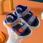 Chaussures d'été garçon, motif flammes sur le côté