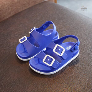 Souples sandales avec boucles pour garçons actifs