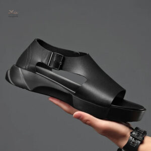 Sandale homme en cuir noir, design moderne et élégant