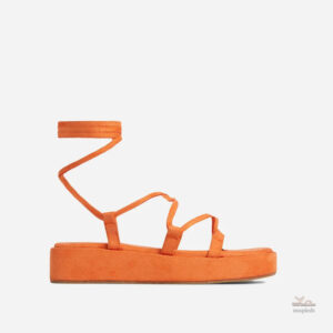Sandale à lacet design avec semelle épaisse