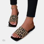 Sandale Leopard Élégante en style tong