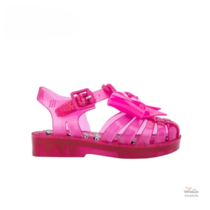 Sandale pour enfant avec design élégant en rose