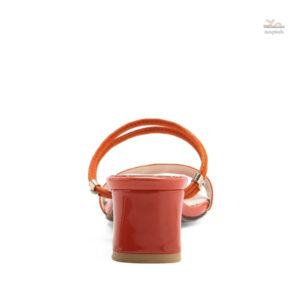 Sandale à talon orange, style chic et confortable