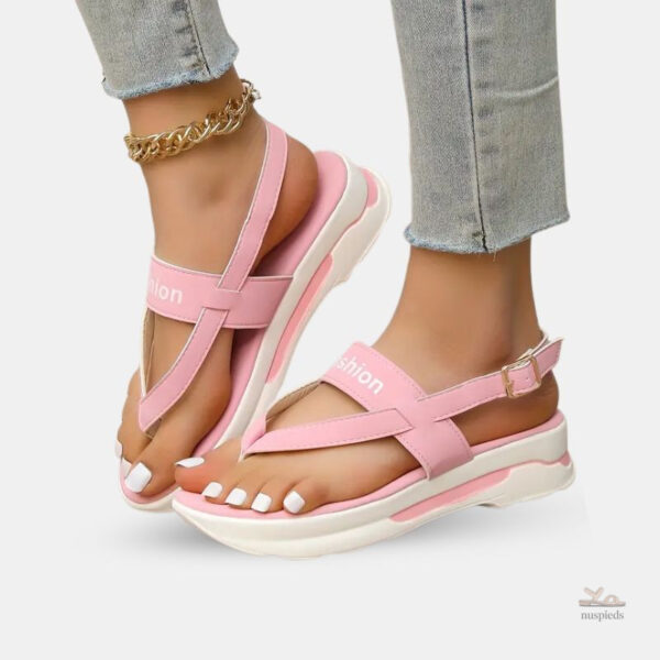 Sandale femme plateforme avec boucle dorée