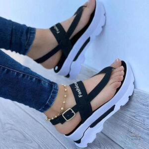 Chaussure plate forme femme avec boucle