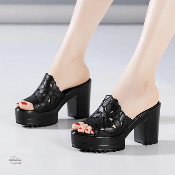 Chaussure d'été femme, sandale à lanière florale