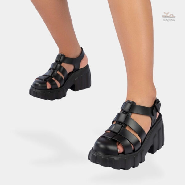 Sandale spartiate femme noir à talon épais
