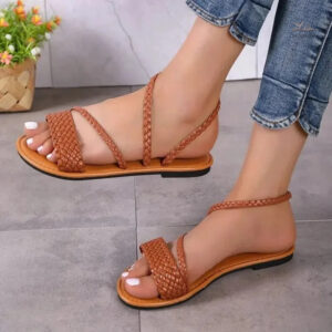 Sandales élégantes à petit talon pour un look décontracté