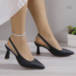 Sandales noires à talon 5 - 7 cm, confort et style pour femme