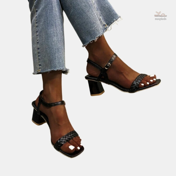Sandale femme tendance à talon confortable
