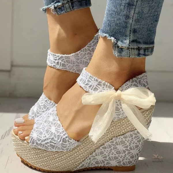Sandales à talon haut femme avec design nœud élégant