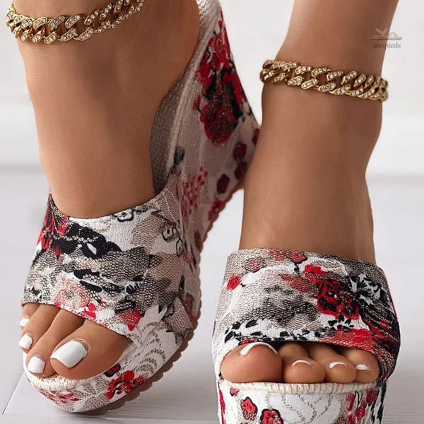 Sandales féminines à talons, design floral élégant