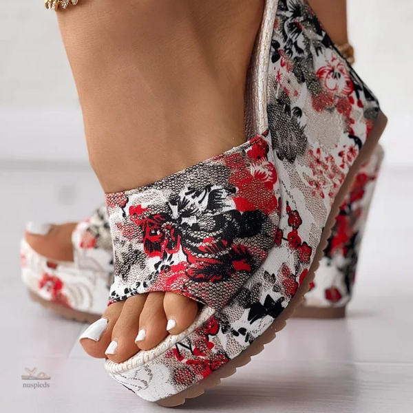 Chaussures à talons hauts pour femme, motifs floraux tendance