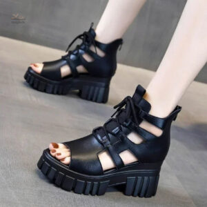 Sandale talon plateforme pour un look élégant