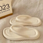 Sandale Tong souple pour femme, style original et confortable