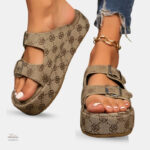 Sandales à plateforme à boucles pour un style décontracté