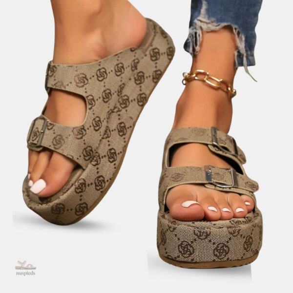 Sandales à plateforme à boucles pour un style décontracté