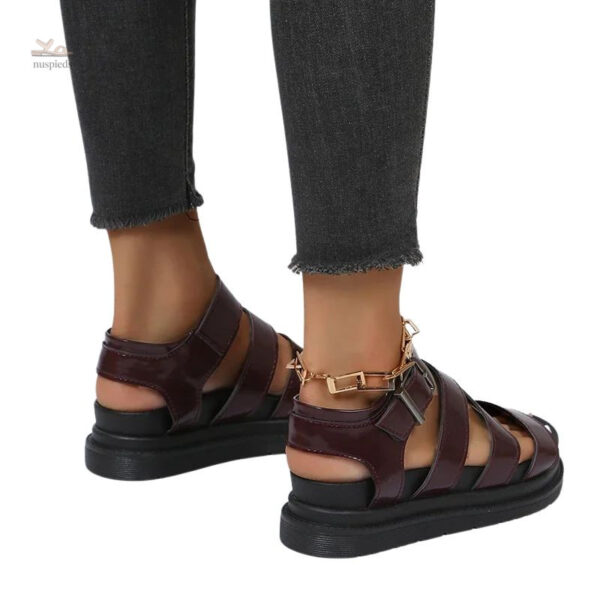 Sandales femme avec semelle épaisse, confort et style