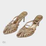 Sandales dorées à talon avec brides croisées élégantes