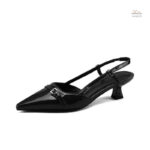 Talons hauts vernis avec design moderne