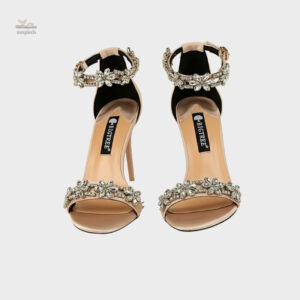 Sandales à talons aiguilles avec strass brillants