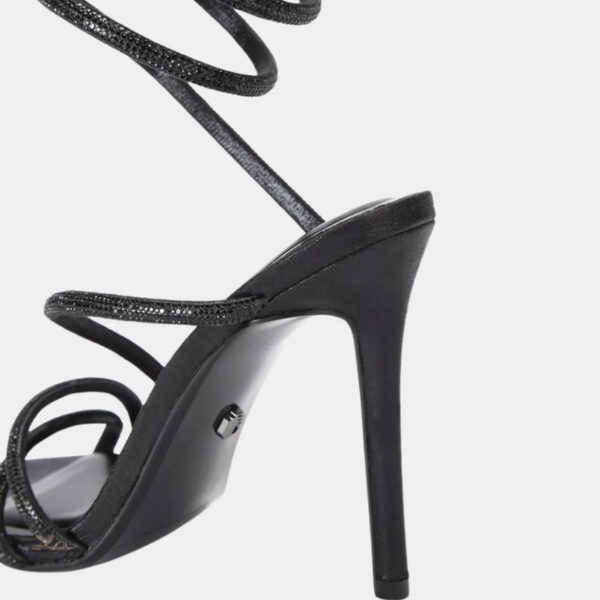 Sandales à talons confortables avec design moderne