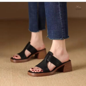 Sandales vintage à talons pour un style élégant