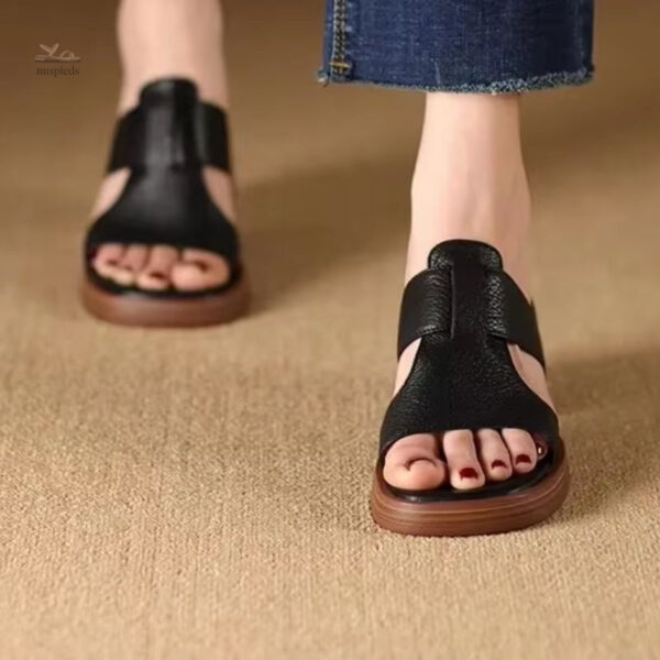 Sandales à talons carrés, tendance vintage pour l'été