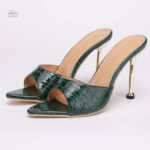 Sandales Croco Chic à Talons