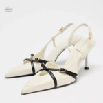 Sandales à Talons Pointus avec Sangle