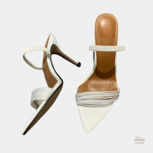 Sandales à talons pointus avec lanières fines