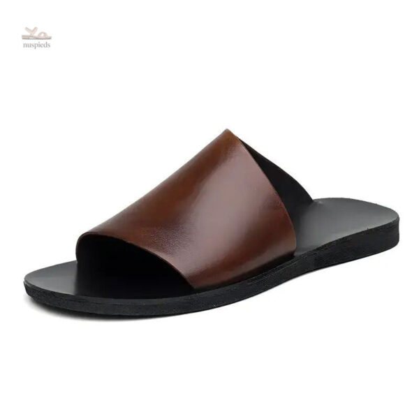 Claquettes homme chic, parfaites pour les sorties