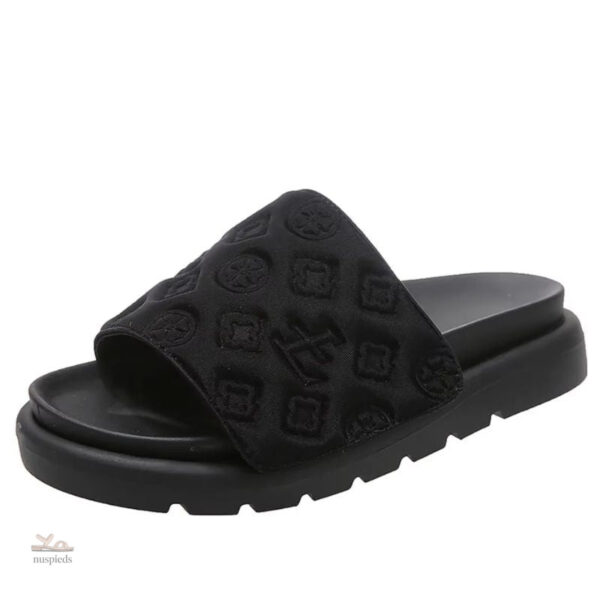 Sandales Femme en Velours, design luxueux et motifs raffinés