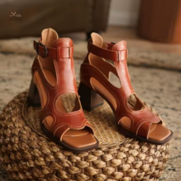 Sandales ouvertes en cuir pour une allure décontractée
