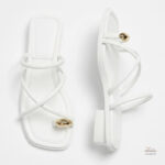 Sandales plates à brides, design minimaliste et moderne