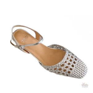 Sandales Fermées pour Femme, look tendance et raffiné